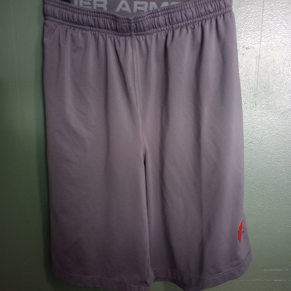 Under Armor Mens Shorts XL grey - Picture 5 of 6
